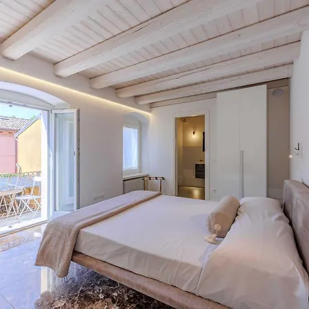 Cisano Residenza D'epoca Daire