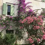 Daire Cisano Residenza D'epoca *