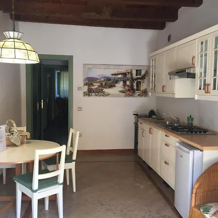 شقة Cisano Residenza D'epoca باردولينو
