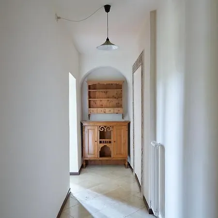 Apartment Cisano Residenza D'epoca *