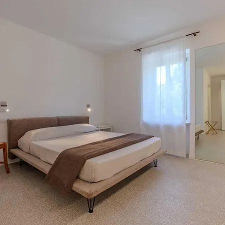 Apartment Cisano Residenza D'epoca