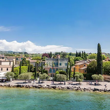 Apartamento Cisano Residenza D'epoca