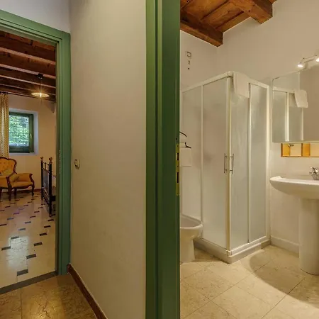 Appartamento Cisano Residenza D'epoca