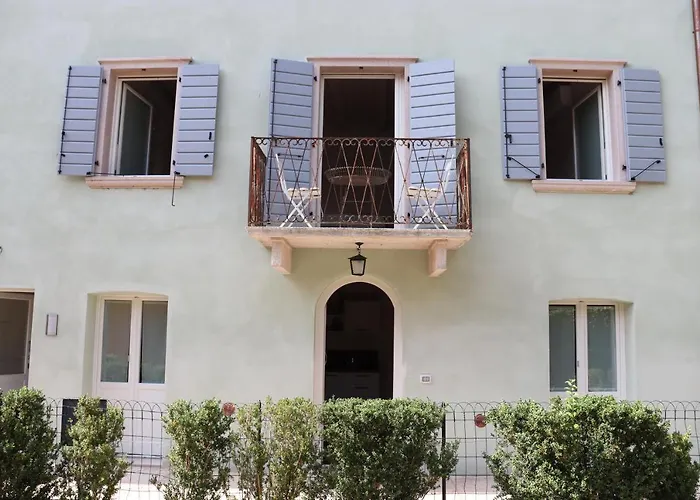 Cisano Residenza D'epoca Apartamento