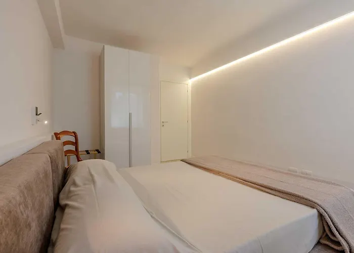 Apartamento Cisano Residenza D'epoca *