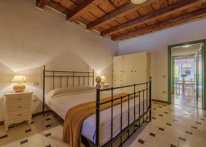 Cisano Residenza D'epoca Apartamento *