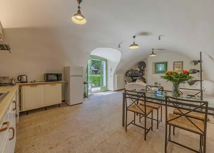 Cisano Residenza D'epoca Apartamento