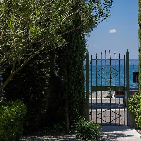 Cisano Residenza D'epoca Apartment Bardolino