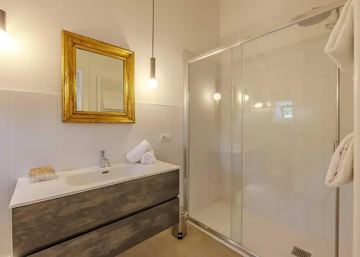 Cisano Residenza D'epoca *